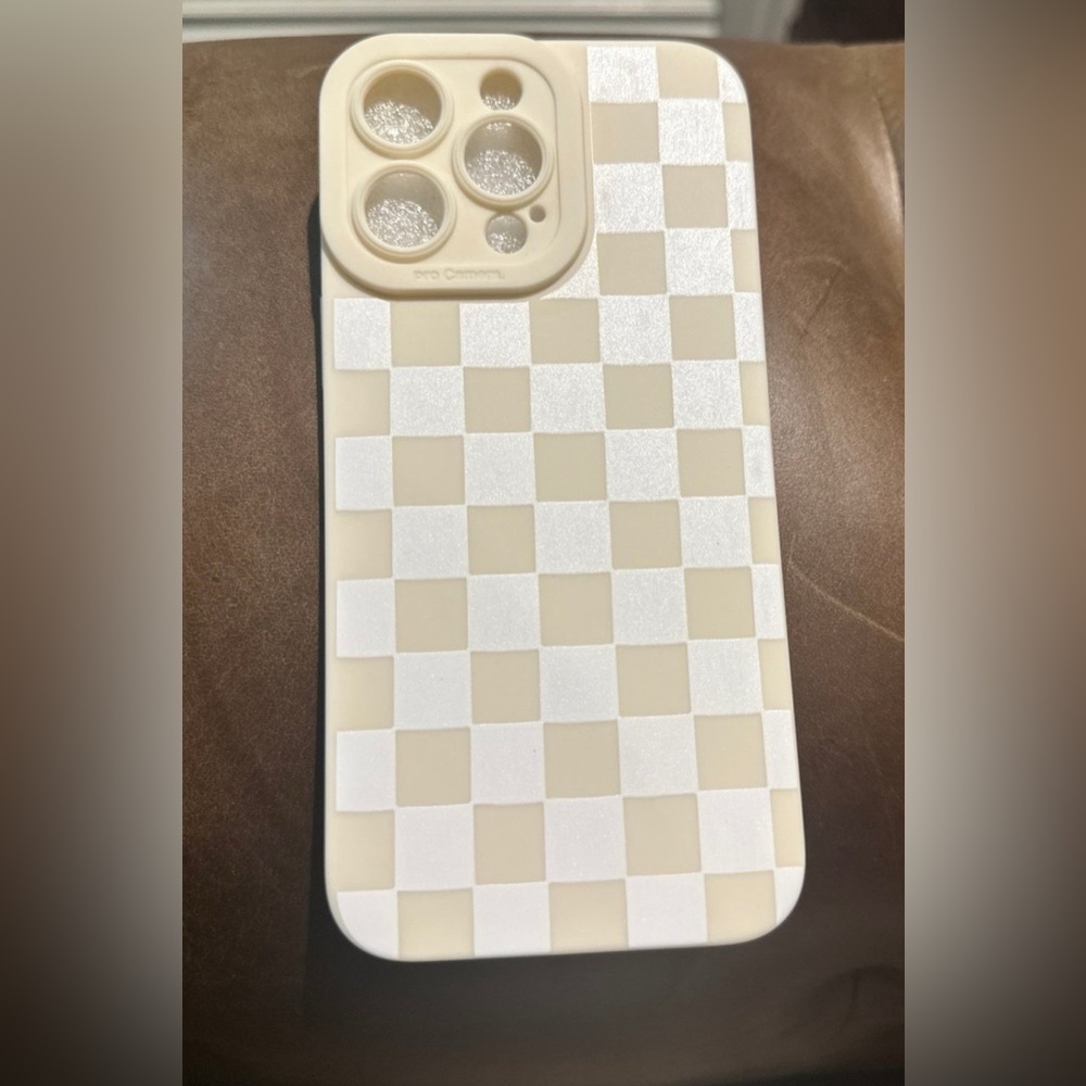 Checkered Pattern iPhone 14 pro max phone case
Silicone NIP